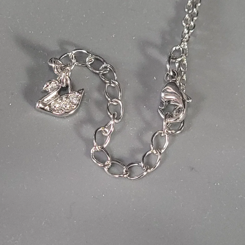 Swarovski Faux Pearl Necklace Women Silver Tone Crystal Swan Charm Pendant
